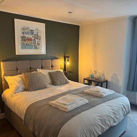 The London Inn パドストウ エクステリア 写真